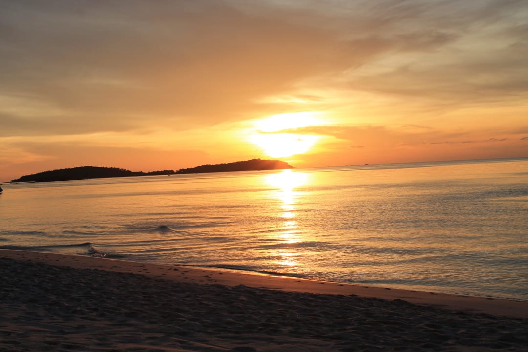 Sonnenaufgang Banana Fan Sea Resort