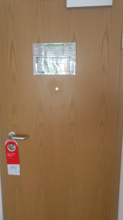 Schweissabdrücke an Zimmertür Hotelpark Stadtbrauerei Arnstadt