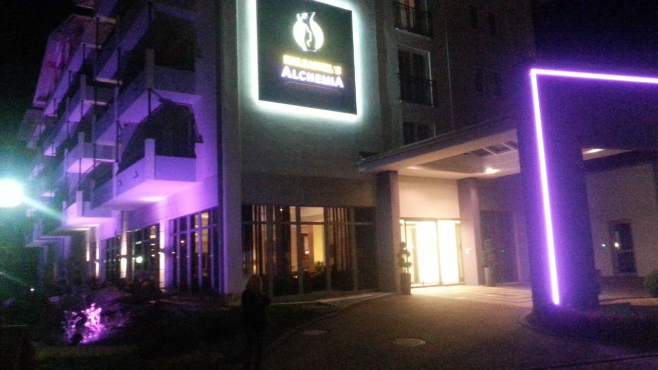 Eingang bei Nacht Hotel Holzapfel