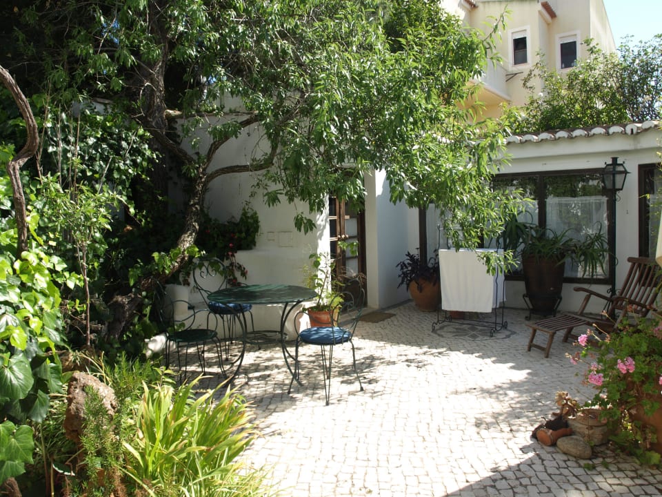Unsere Terrasse vor dem Bungalow Hotel A Beira Sol