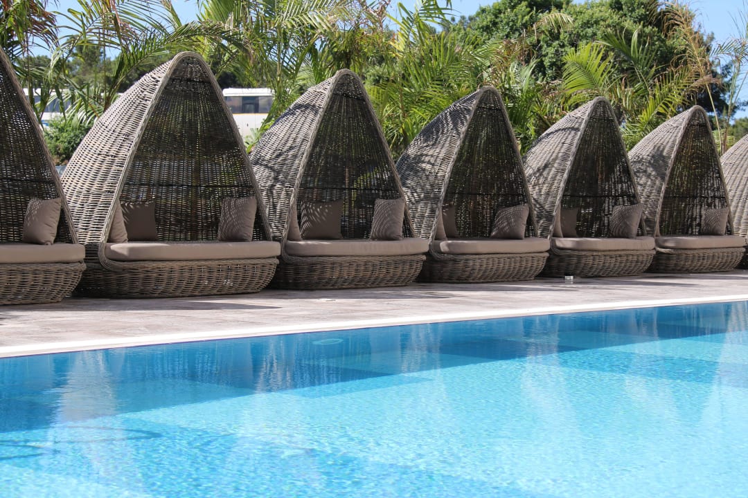 Relaxecke am Pool J'adore Deluxe Hotel & Spa