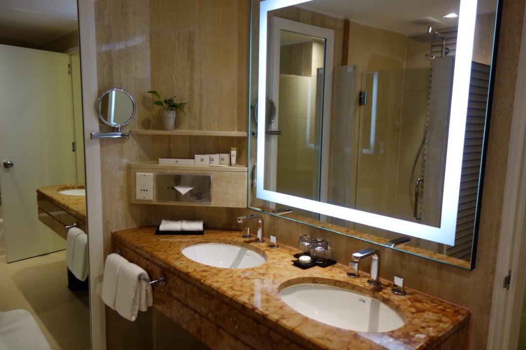 Zimmer Parkroyal Collection Marina Bay