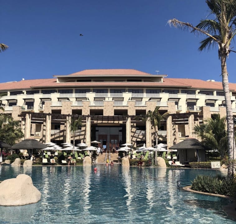Pool Sofitel Dubai The Palm Resort & Spa