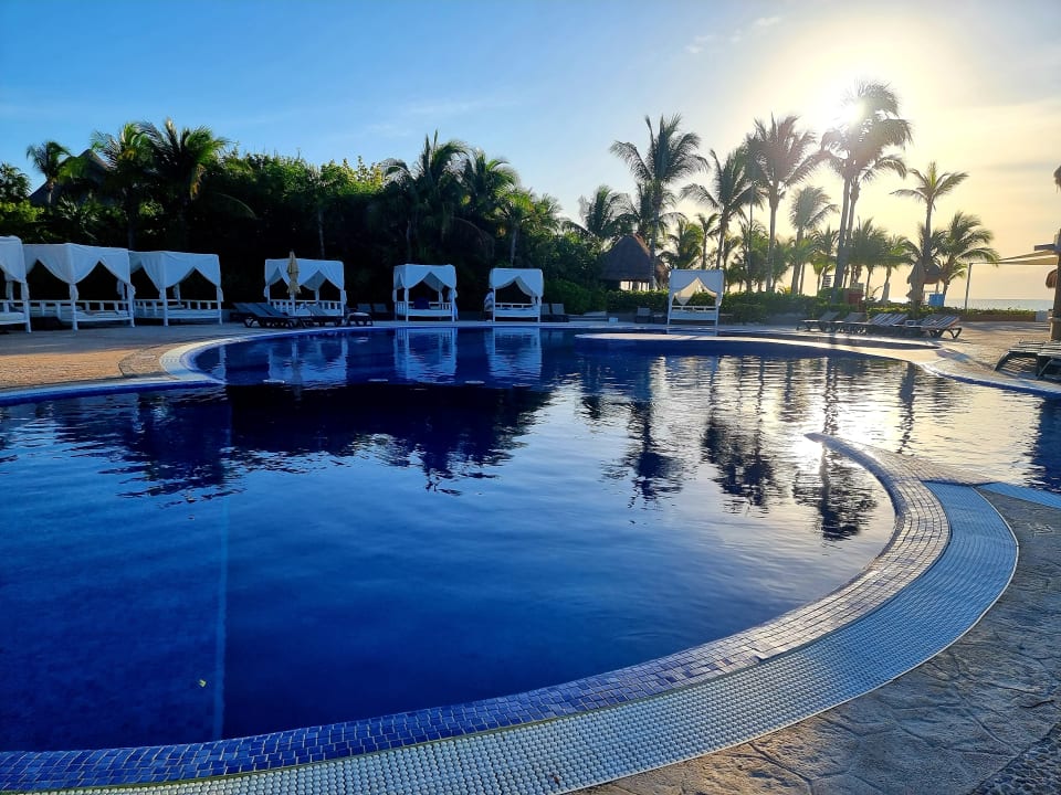 Pool Catalonia Playa Maroma