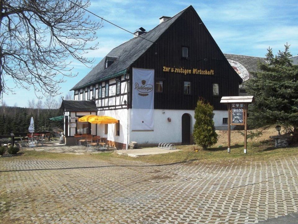 Außenansicht des Landgasthofs Landgasthof Zur u'zeitigen Wirtschaft