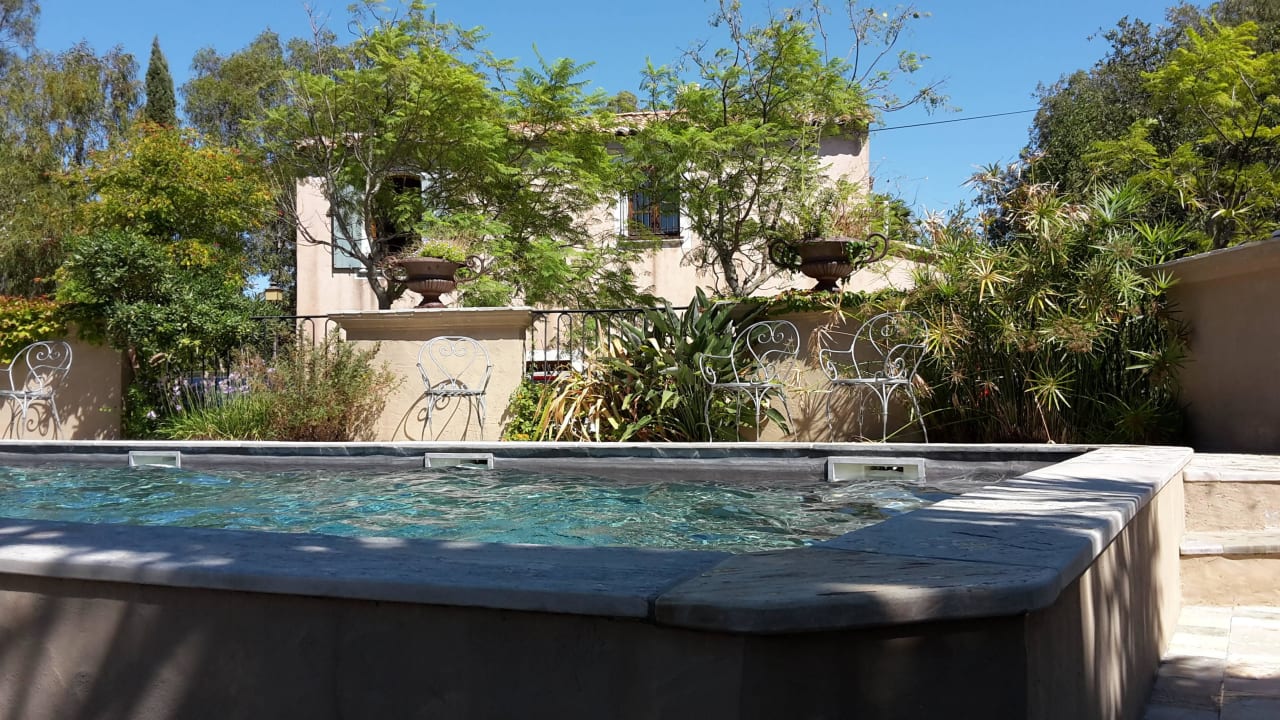 Pool 2 von Le Home Residence Le Home