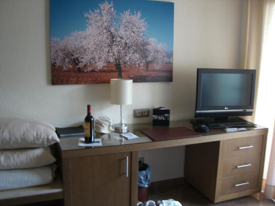 Schreibtisch VIVA Golf - Adults only 18+