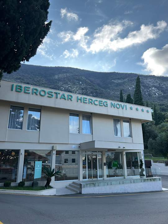 Außenansicht Iberostar Waves Herceg Novi