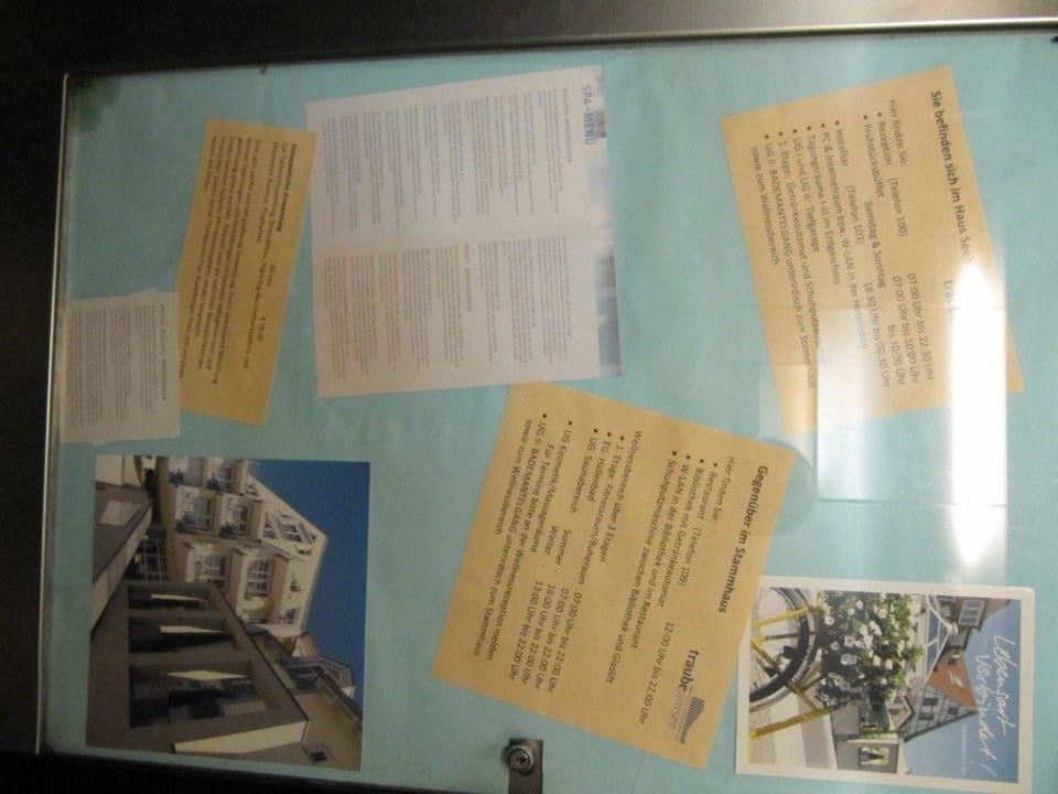 Infos im Aufzug Hotel Traube am See