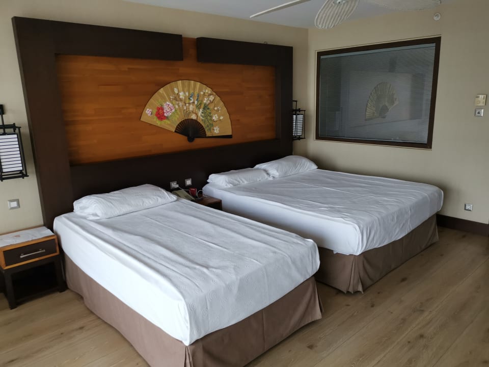 Zimmer Limak Lara Deluxe Hotel & Resort