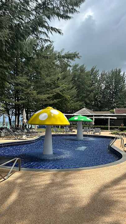 Pool Sunwing Bangtao Beach