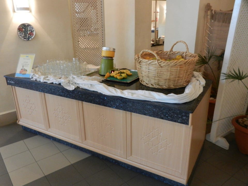 Ende, der Begehung im Restaurant.. Calimera Yati Beach