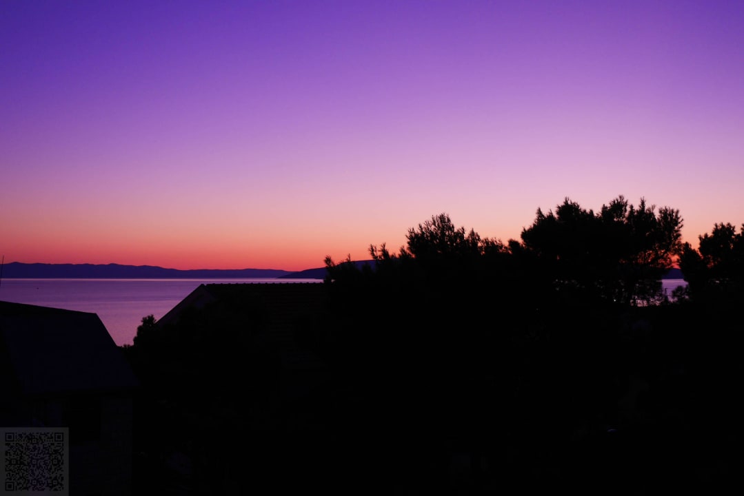 Abendlicher Blick vom Balko Villa Neda