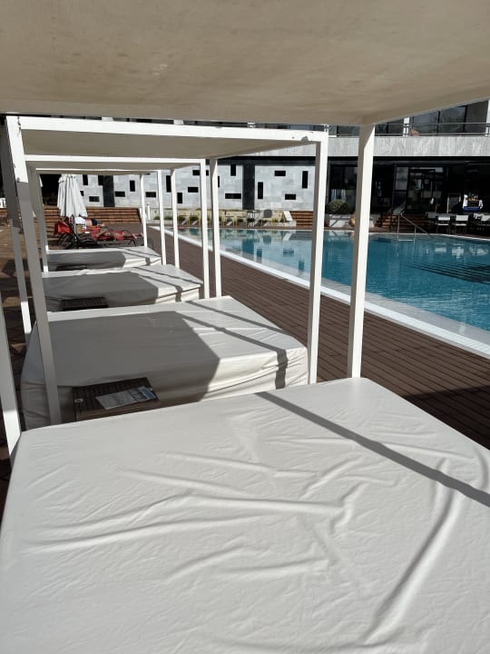 Pool Hotel Serrano Palace