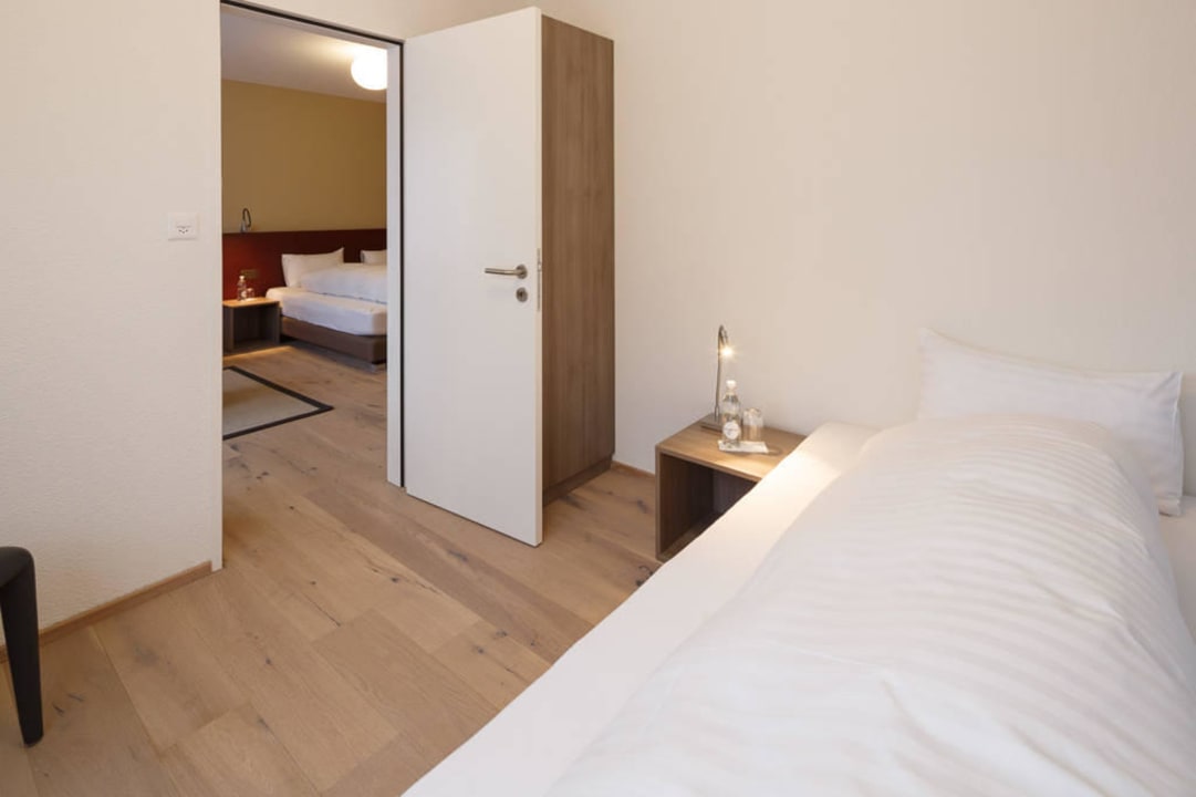 Deluxe Familienzimmer mit zusätzlichem Zimmer Café Hotel Markplatz