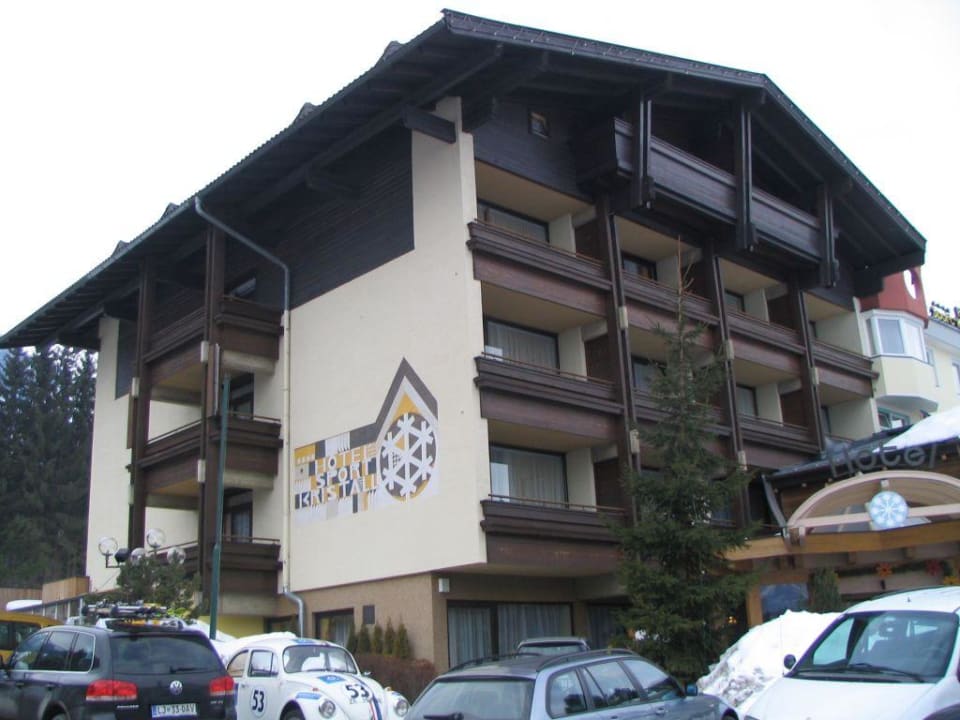 Vötter´s Sportkristall - Außenansicht Vötters Verwöhnhotel Kaprun