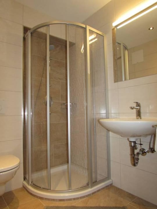 Dusche App C Haus Traninger