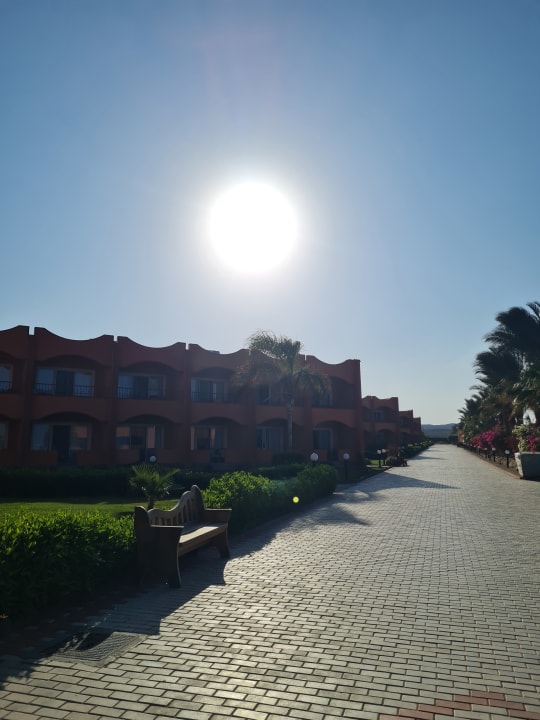 Außenansicht Three Corners Happy Life Beach Resort