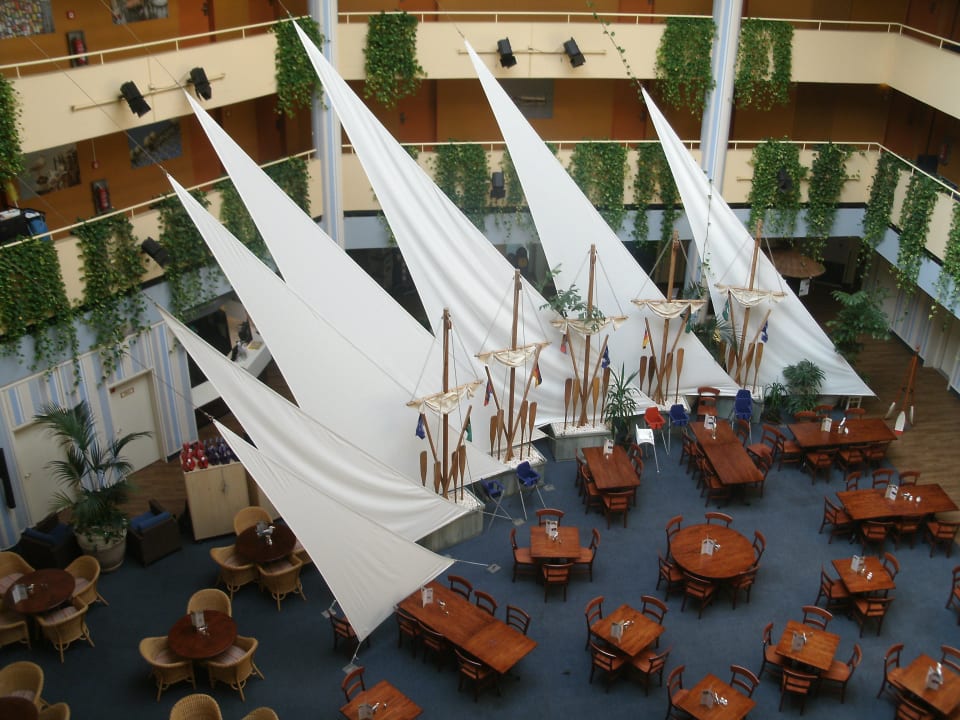 Restaurant von oben. 3. Etage Center Parcs Park Nordseeküste