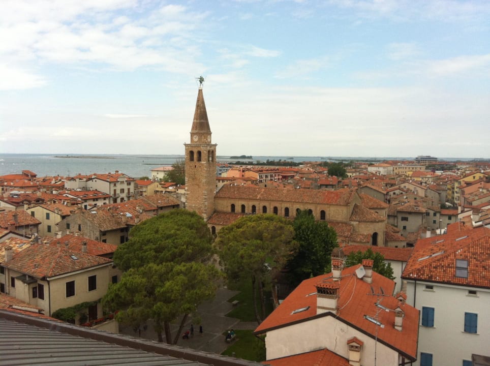 Blick vom Dach Hotel Fonzari