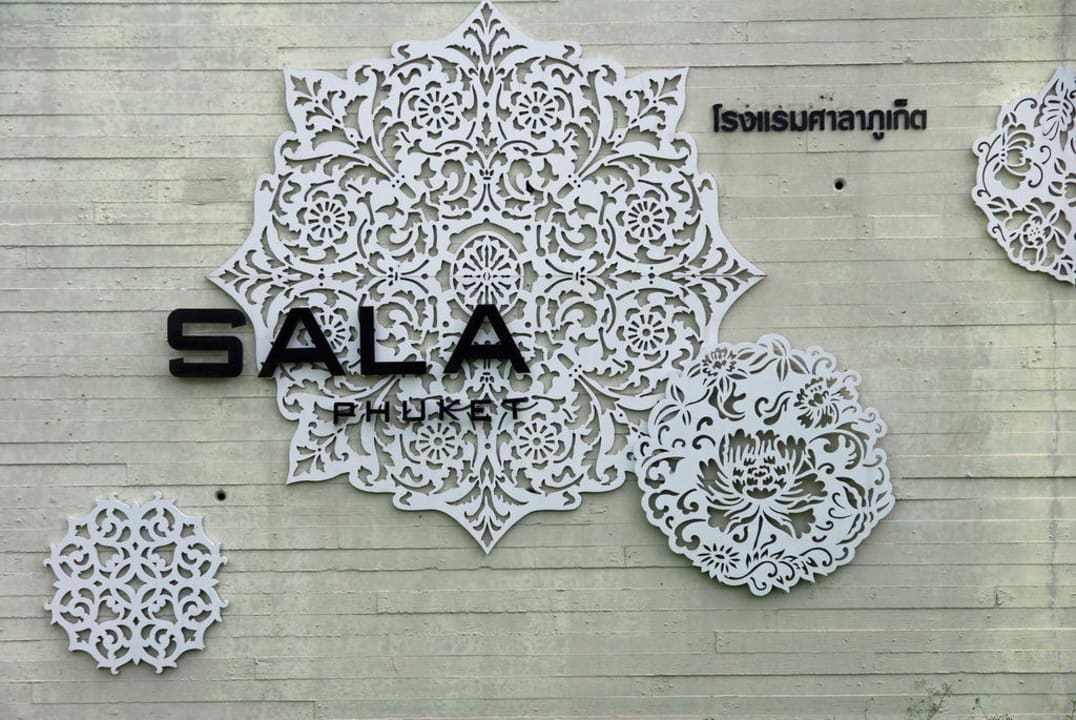 Hotelschild SALA Phuket Mai Khao Beach Resort