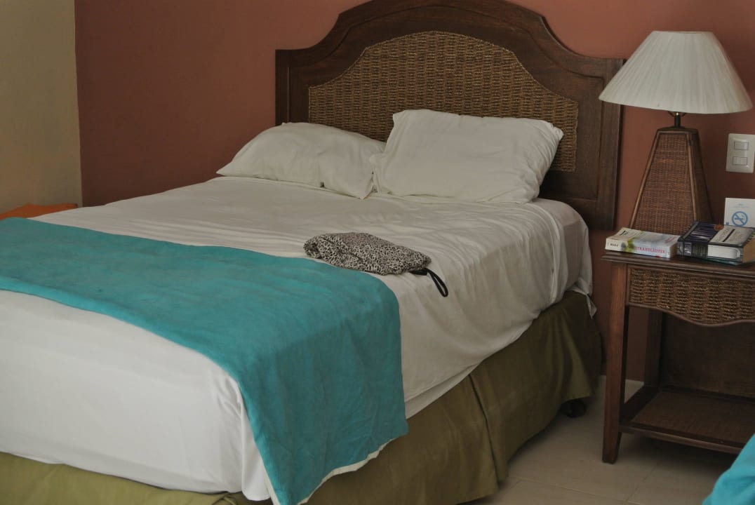 Bett Wyndham Alltra Samana