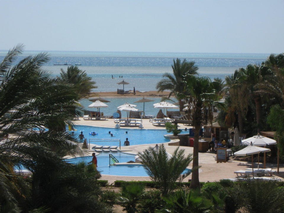 Einer der Pools Mövenpick Resort & Spa El Gouna