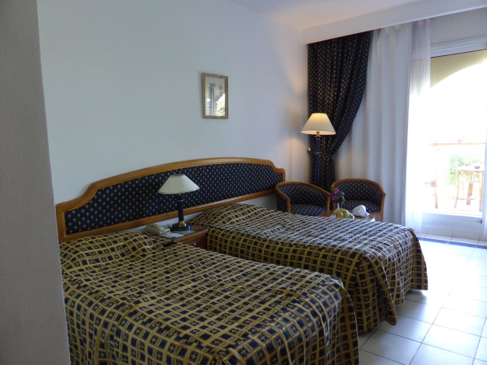 Zimmer 3234 Desert Rose