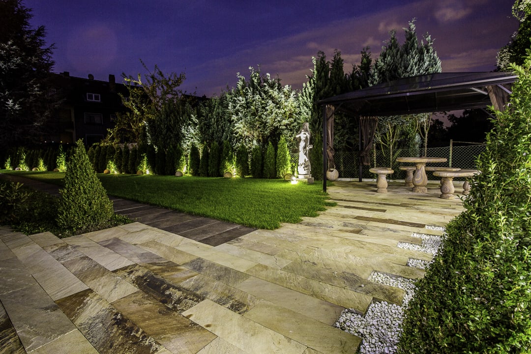 Gartenanlage Naam Hotel & Apartments