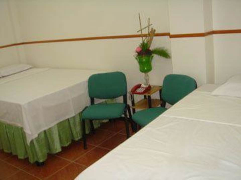 Twin room Axis Pensione House