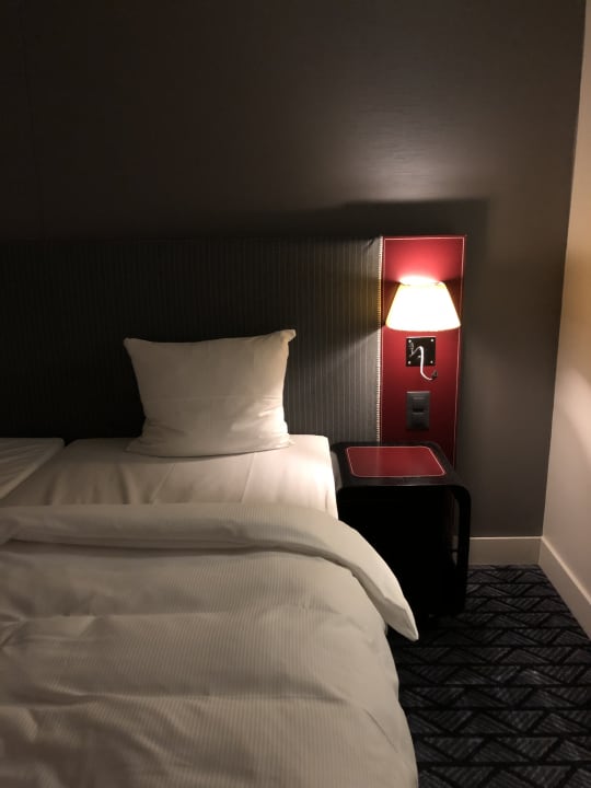 Zimmer Radisson Blu Hotel Zürich Airport