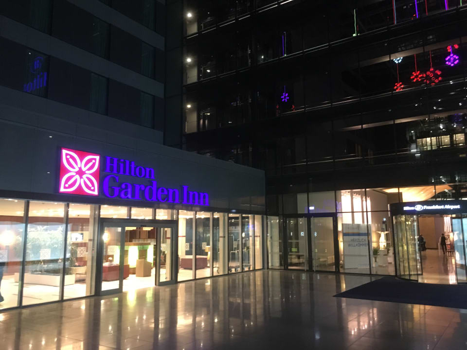 Außenansicht Hilton Garden Inn Frankfurt Airport