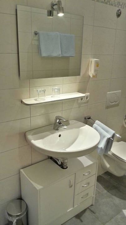 Zimmer 43 Hotel Am Wiesenweg I 24h - check-in