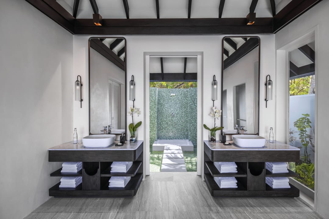 Zimmer Naladhu Private Island Maldives