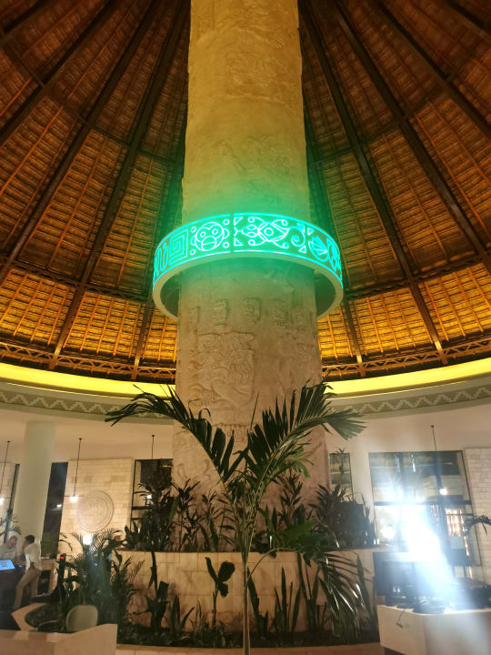 Lobby Bahia Principe Grand Tulum
