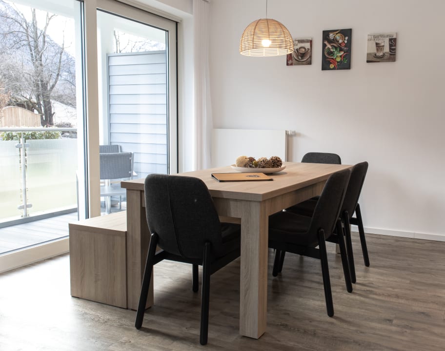 Zimmer Der Gletscherblick by Alpin Rentals