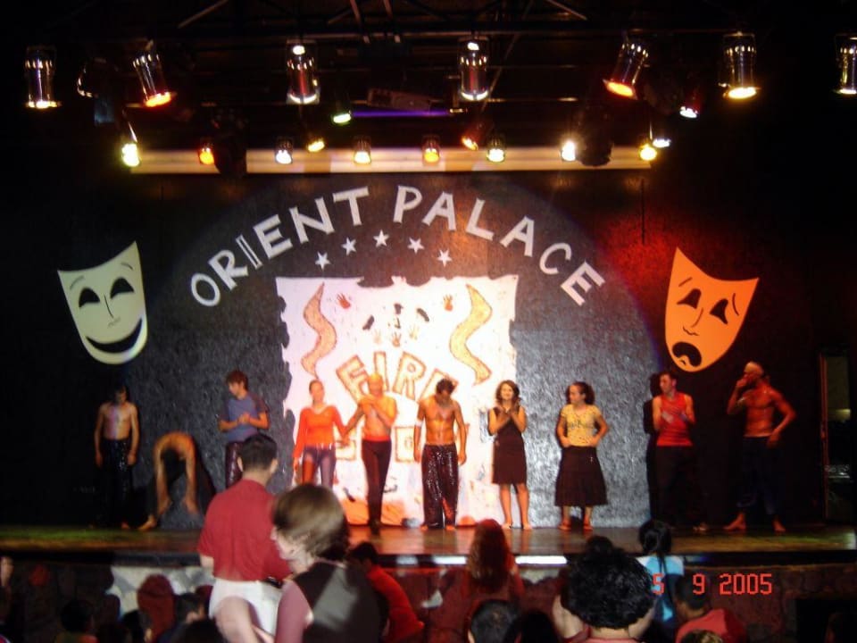 Animateure bei der Arbeit Larina Resort Spa & Hotel