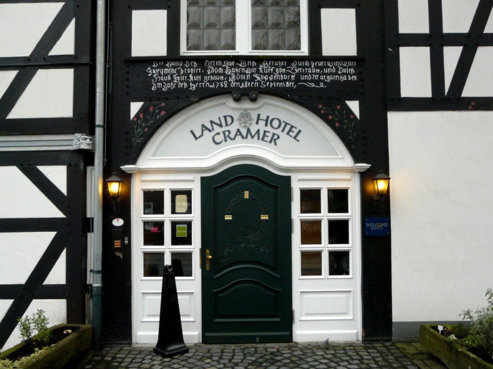 Hoteleingang Landhotel & Gasthof Cramer