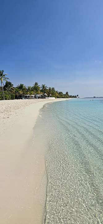 Strand Kuredu Island Resort & Spa