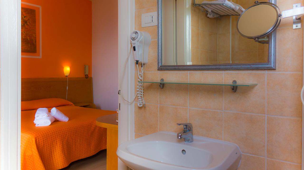 Zimmer Piccolo Hotel Terracina