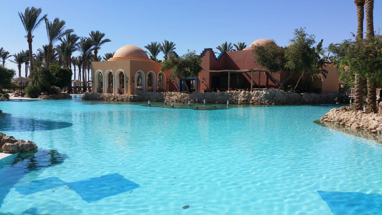 Pool und Restaurant  Grand Makadi