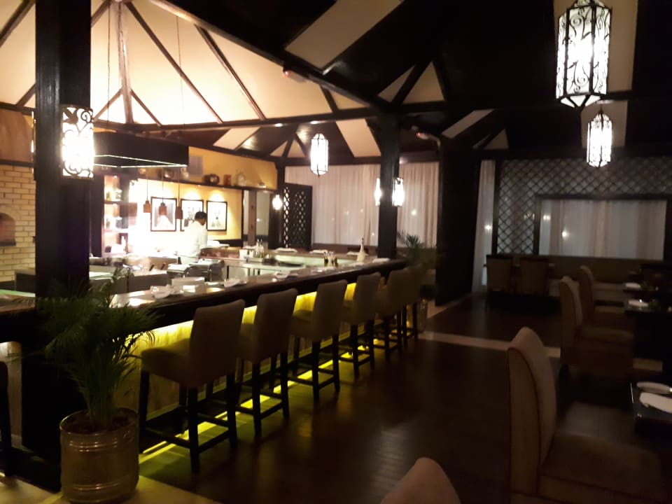 Gastro Miramar Al Aqah Beach Resort