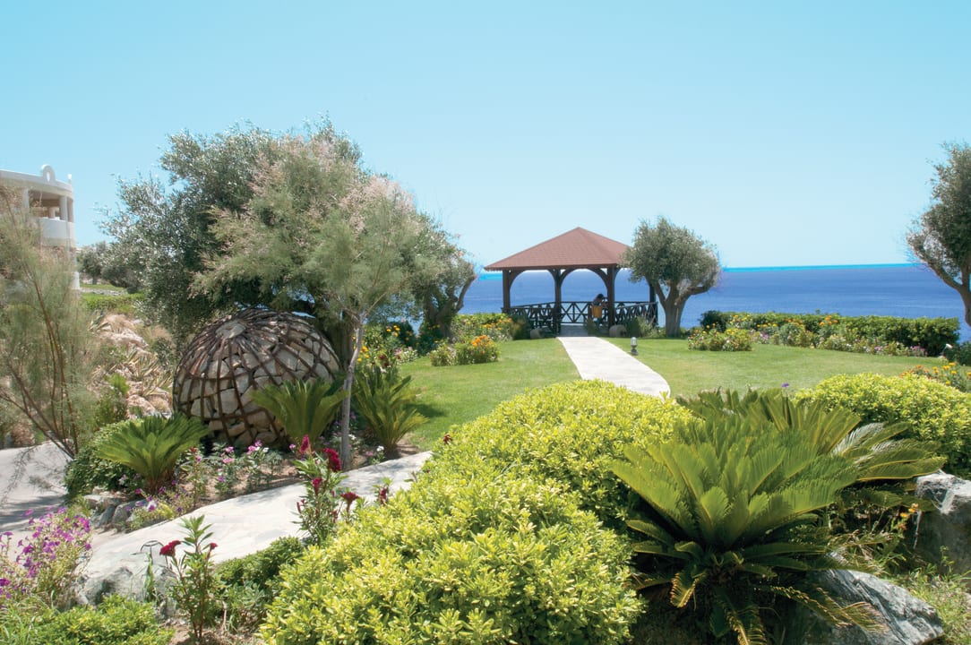 Gartenanlage Hotel Kalithea Horizon Royal