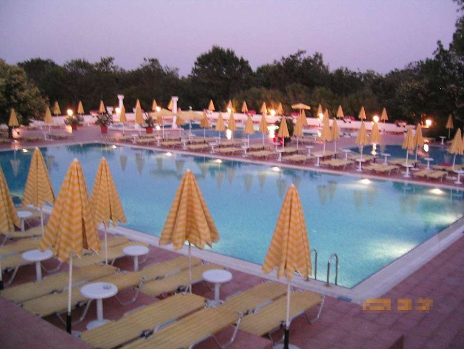 Relax-Pool Duni Royal Holiday Village