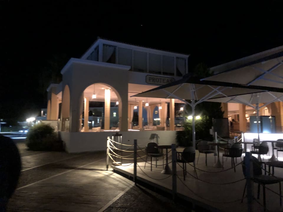 Gastro Neptune Luxury Resort