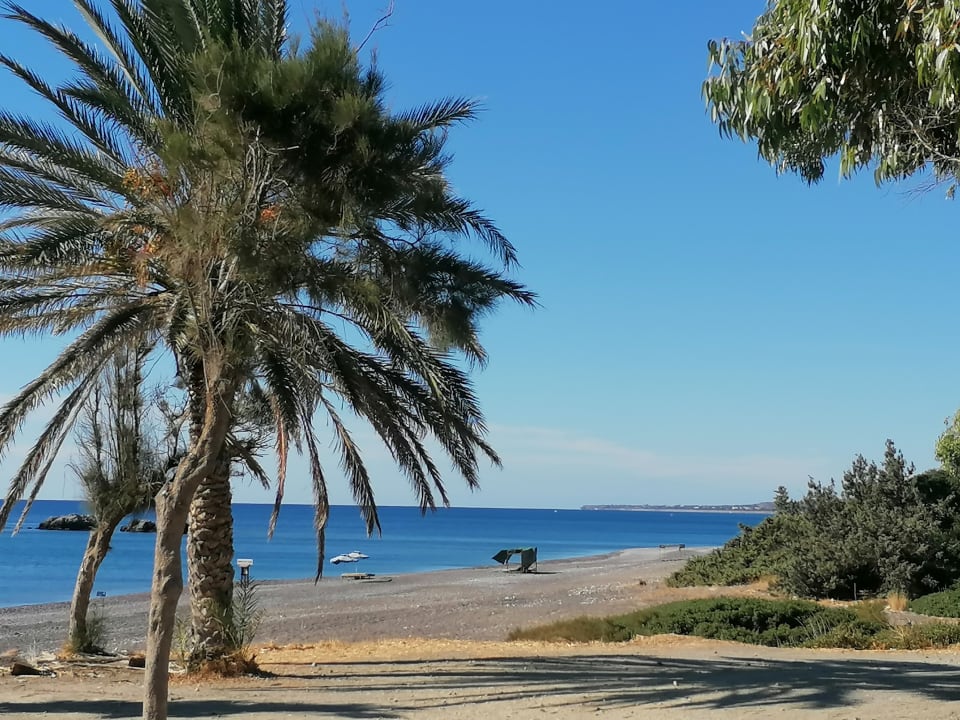 Strand Ekaterini Hotel