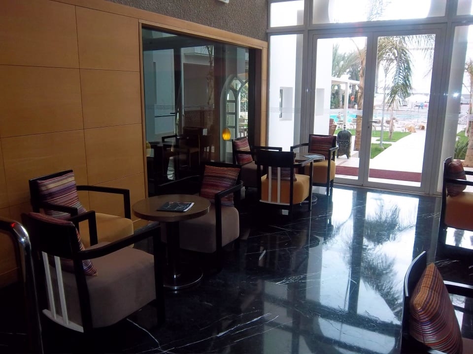 Lobby Hotel Timoulay