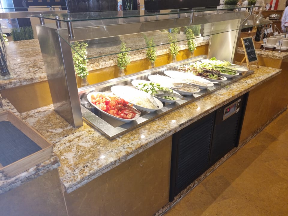 Gastro The Cove Rotana Resort