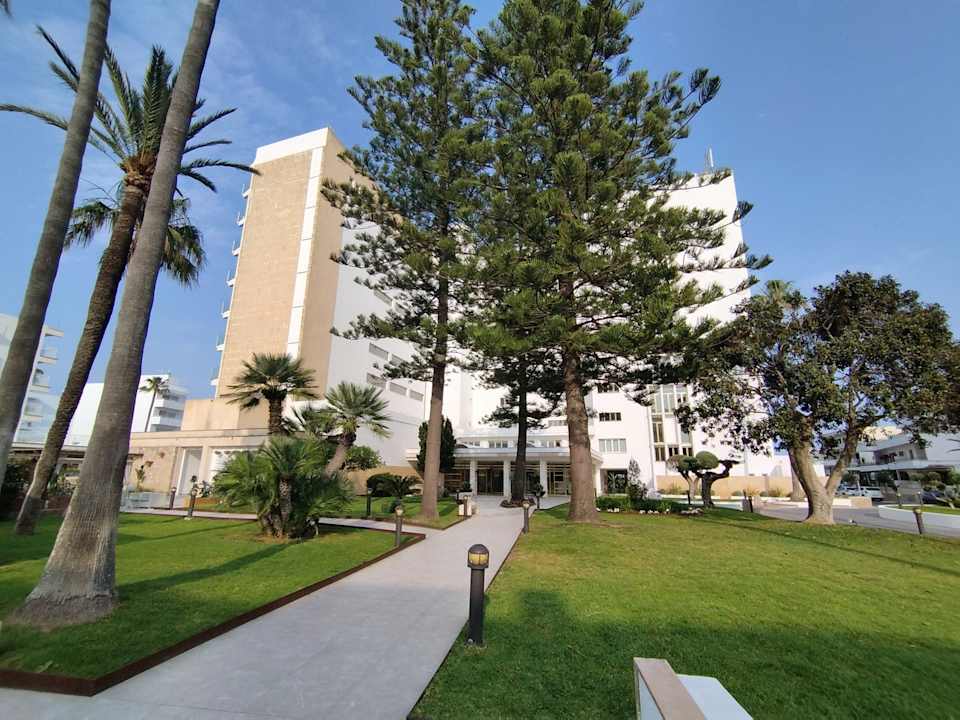 Außenansicht CM Playa del Moro