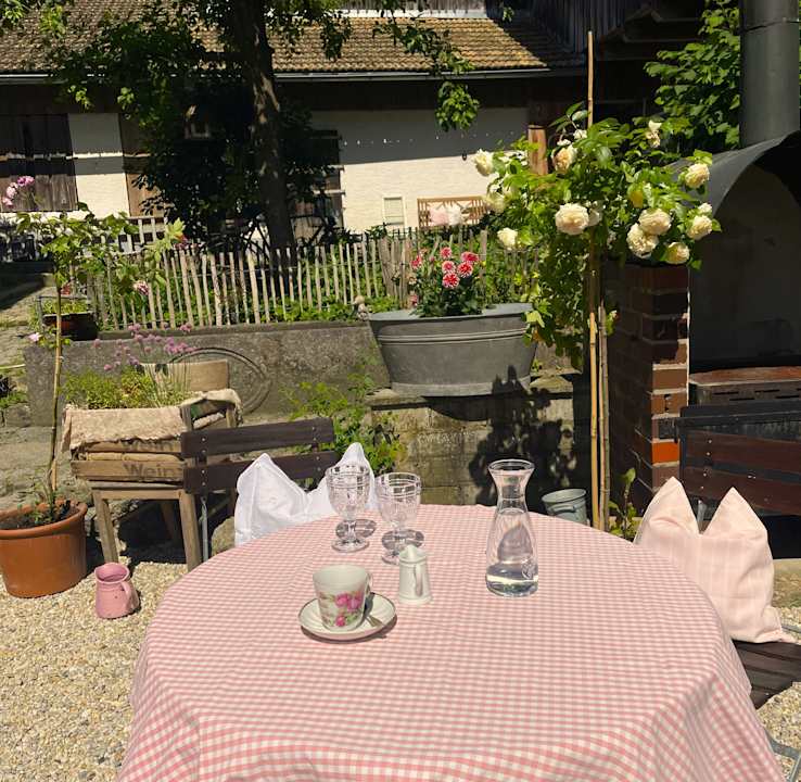 Gartenanlage Pension - Pferdehof - Haug